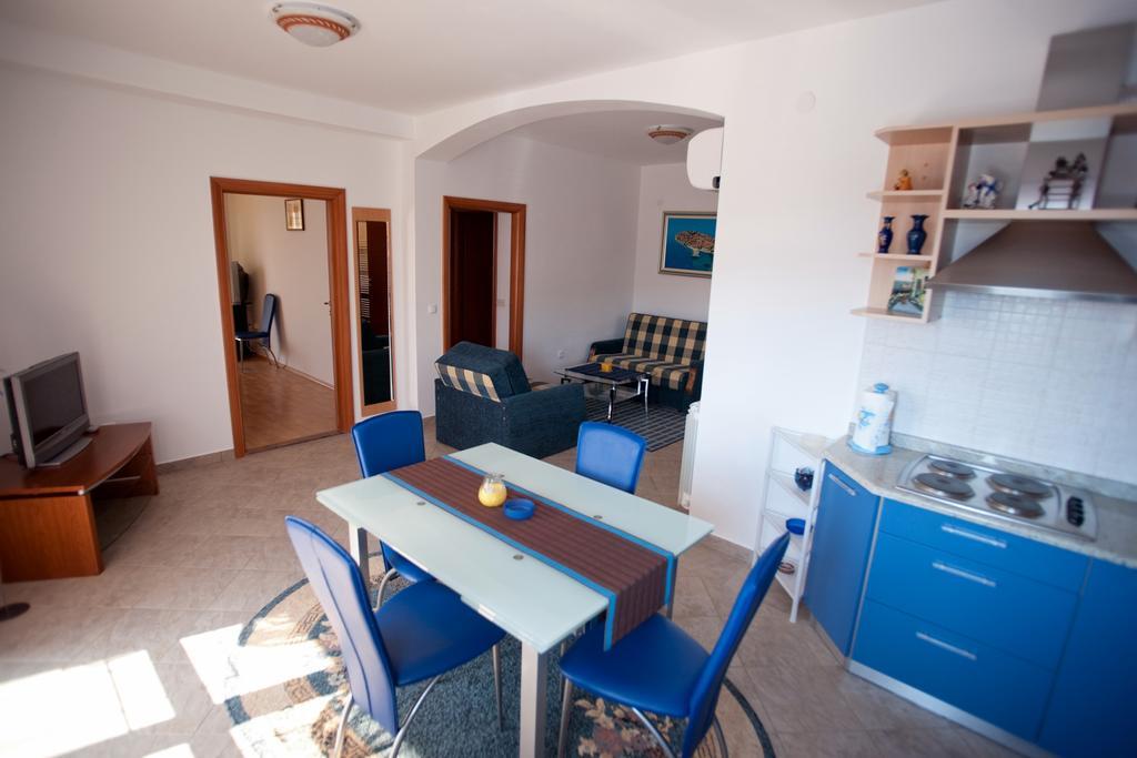 Apartments Marinic Primošten Szoba fotó